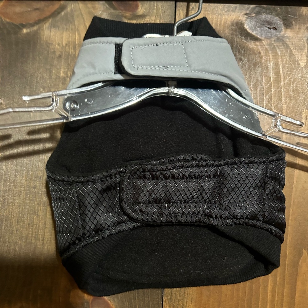 Top Paw Black & Gray Dog Jacket, size XS, smoke free home - Picture 2 of 3